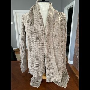 Cozy knit GAP cardigan